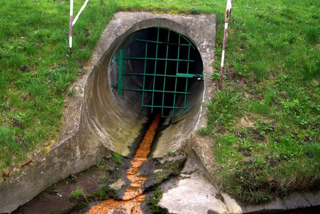 Professional sewage cleanup process in Vancouver WA property